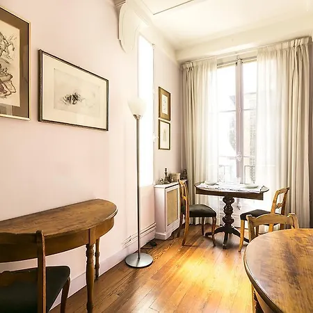 Varenne Halldis Apartment Parigi