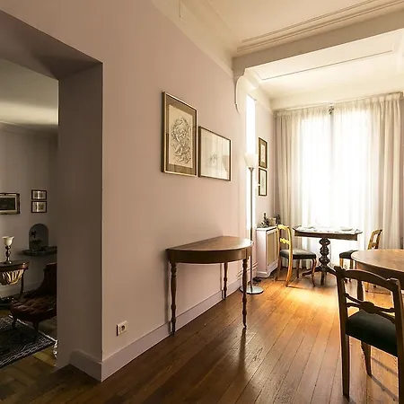 Varenne Halldis Apartment Hotel